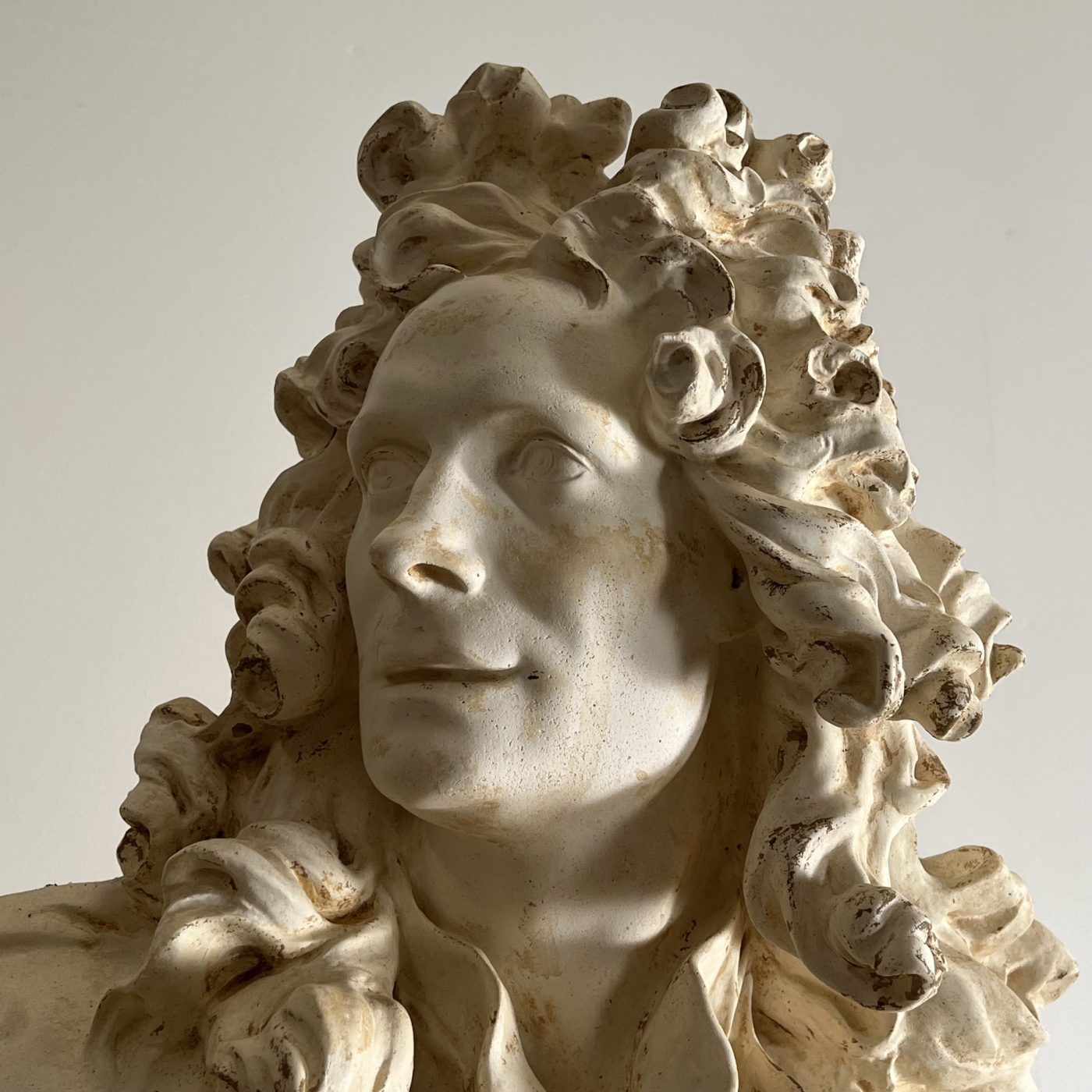 objet-vagabond-plaster-bust0006