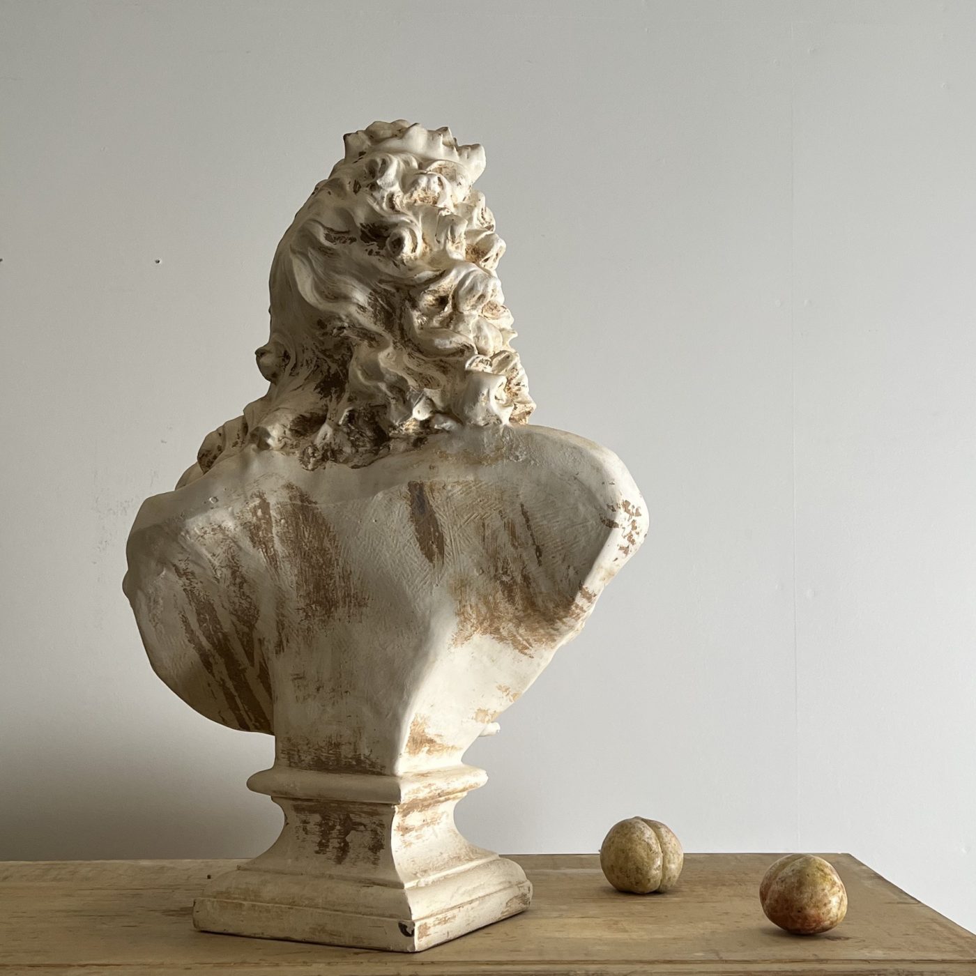 objet-vagabond-plaster-bust0008