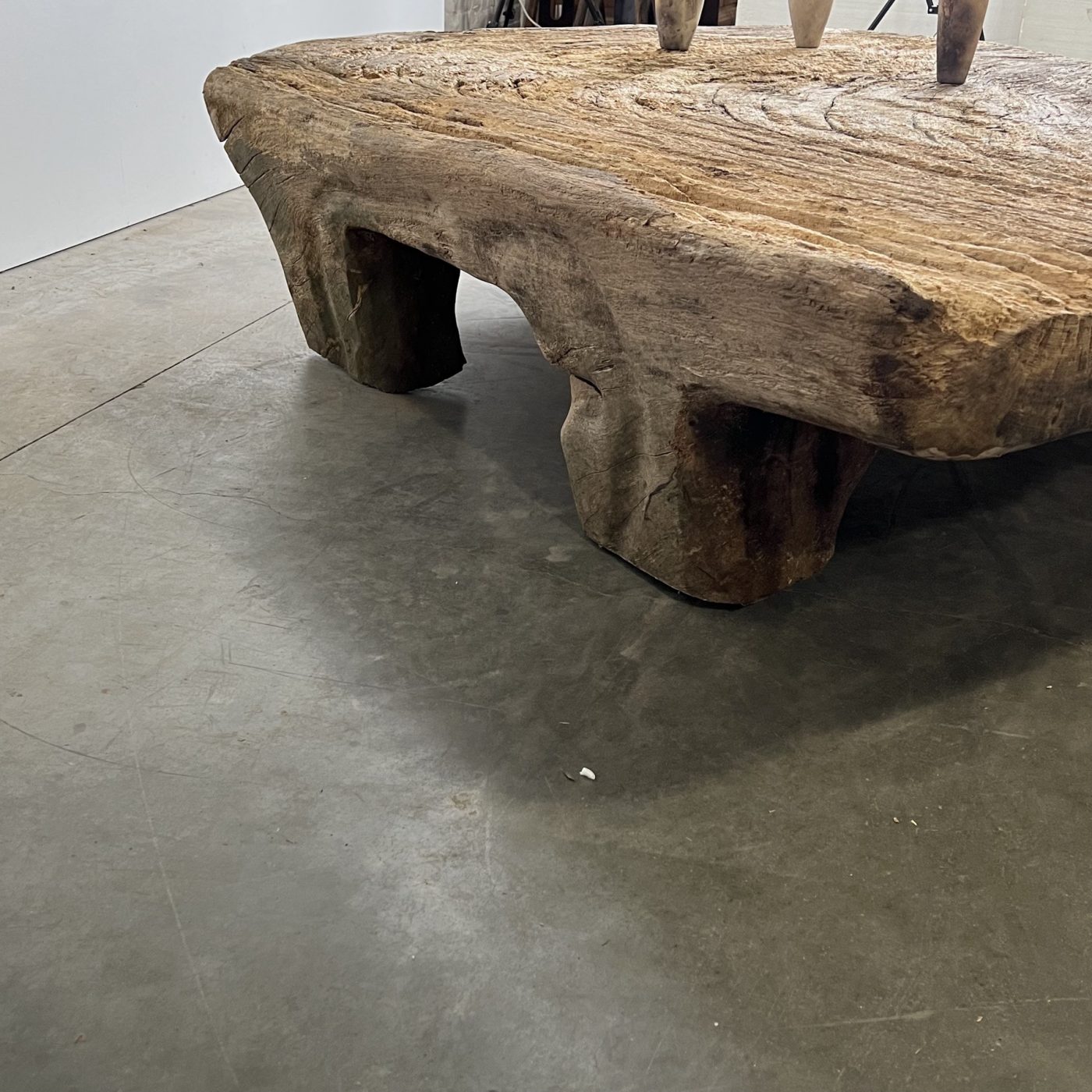 objet-vagabond-primitive-table0012