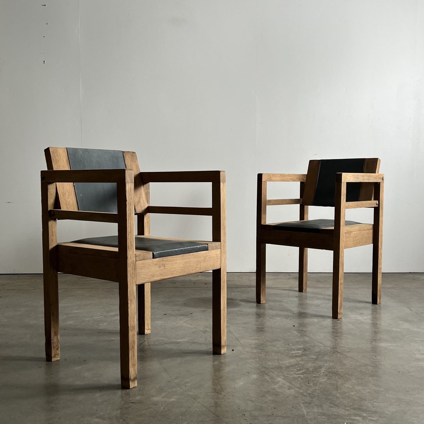 objet-vagabond-reconstruction-chairs0006