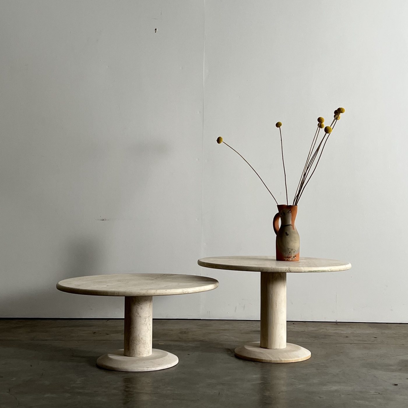 objet-vagabond-travertin-tables0008