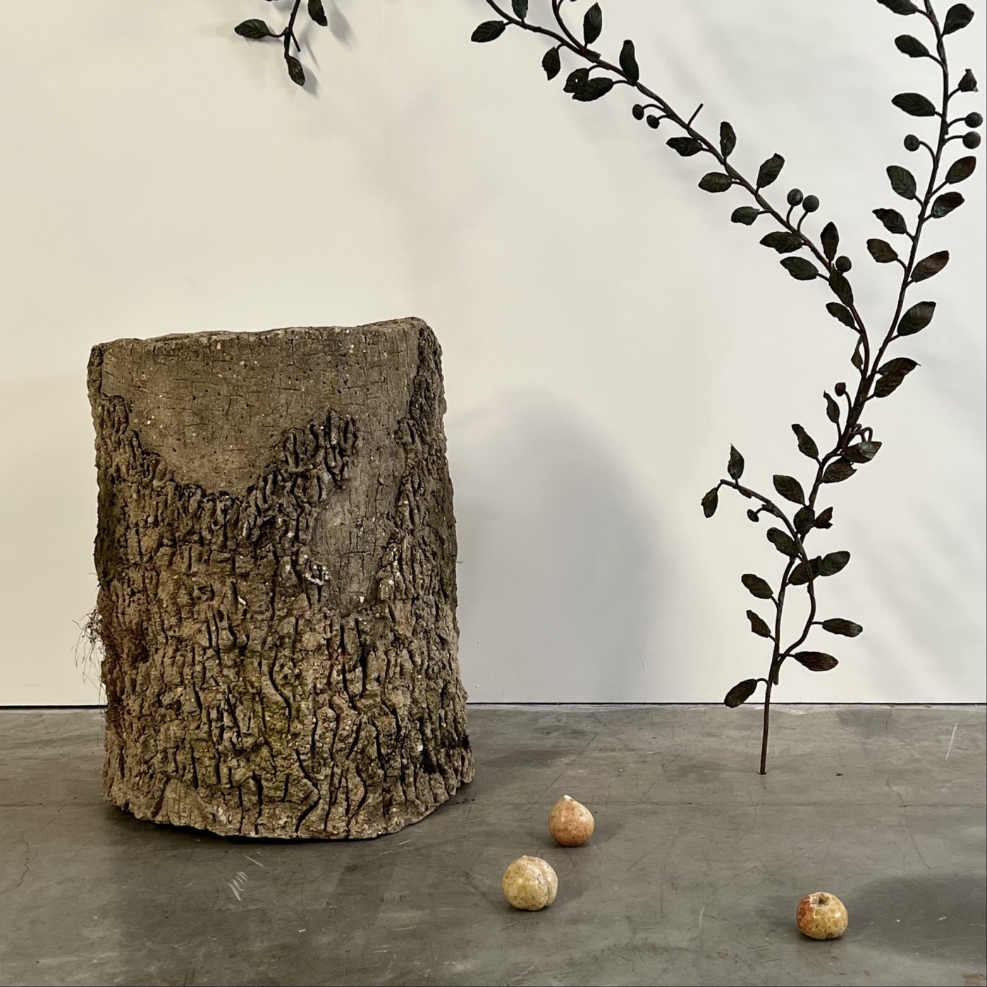 objet-vagabond-concrete-planter0001