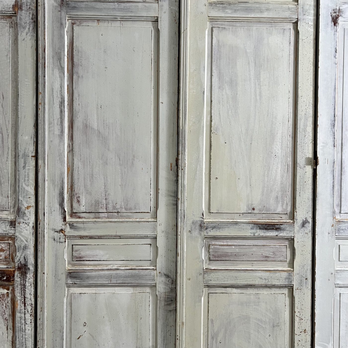 objet-vagabond-painted-doors0000