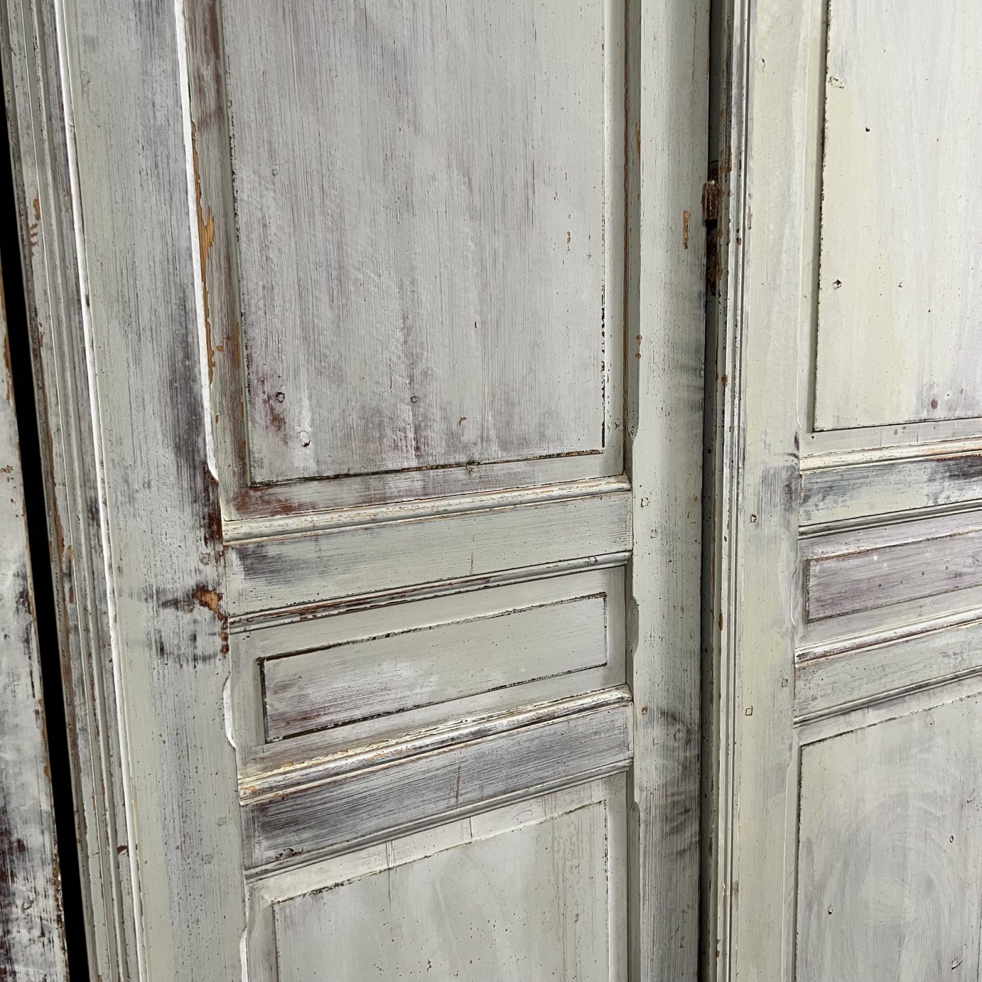 objet-vagabond-painted-doors0004