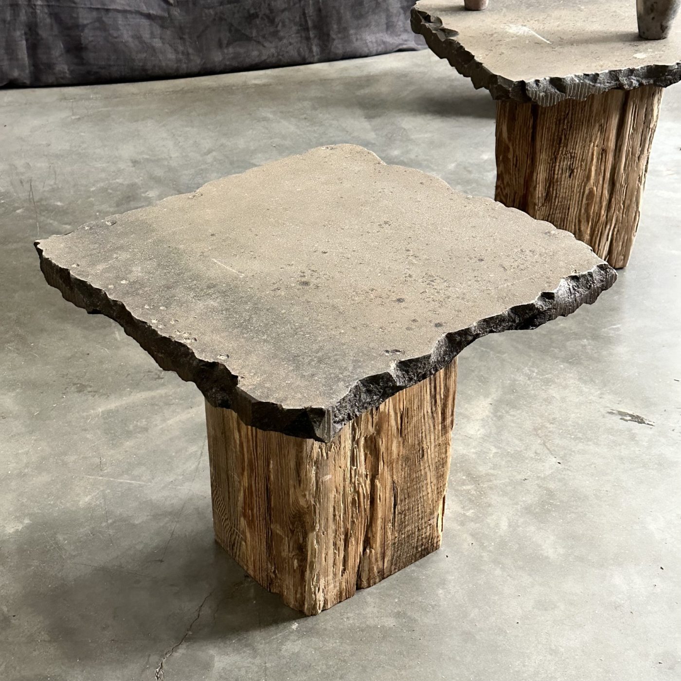 objet-vagabond-large-stone-tables0004