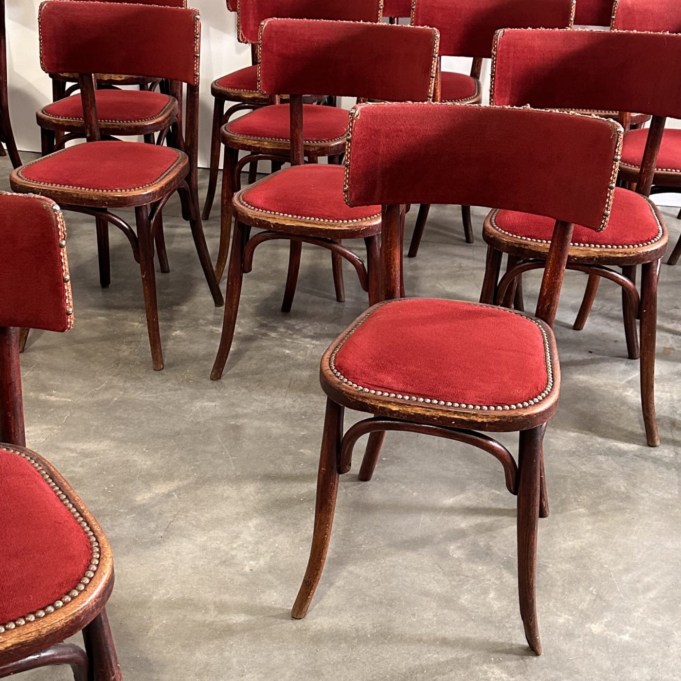 objet-vagabond-bistrot-chairs0007