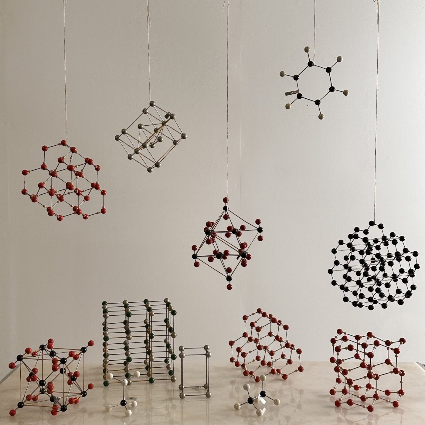 objet-vagabond-molecule-forms0000