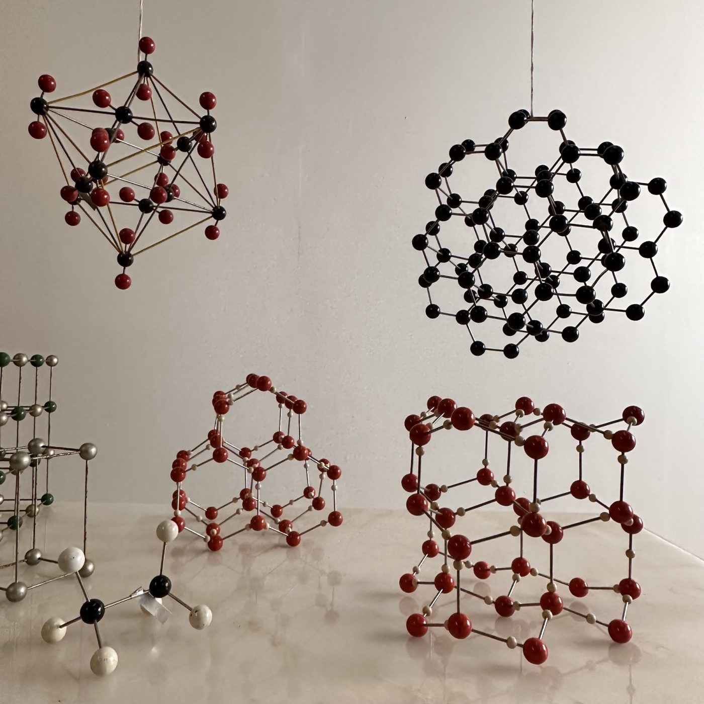 objet-vagabond-molecule-forms0004