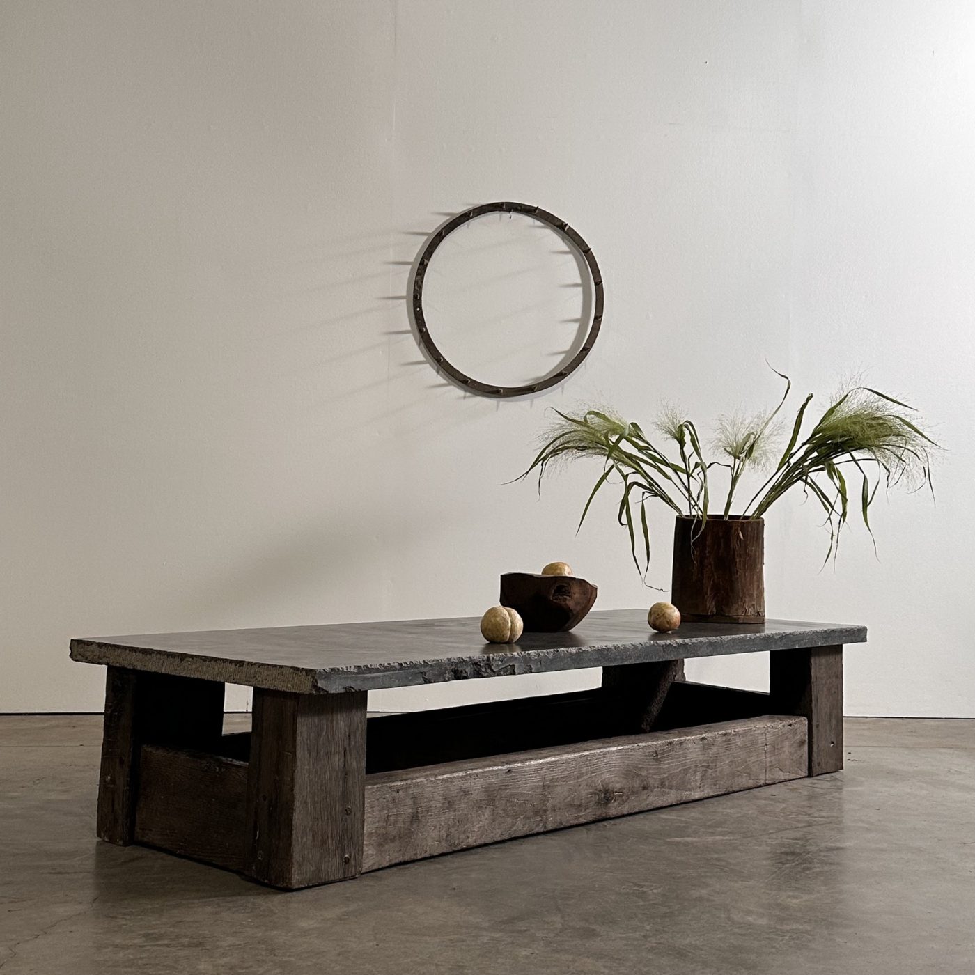 objet-vagabond-stone-coffeetable0004