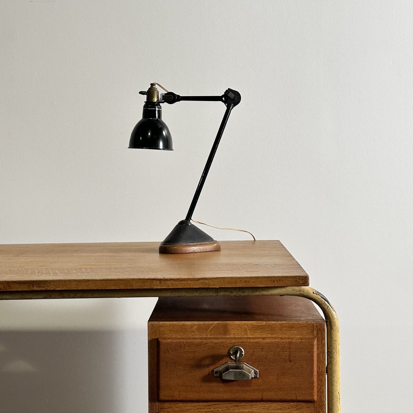 objet-vagabond-artdeco-desk0009