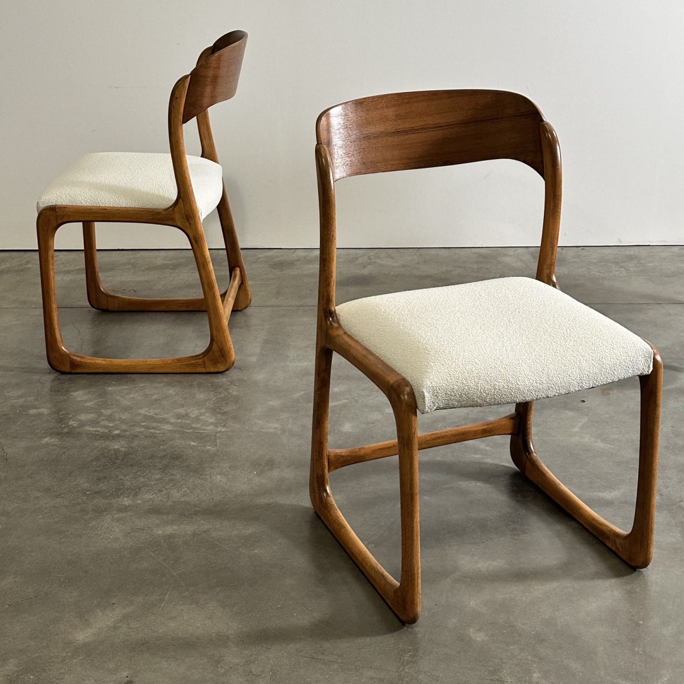 objet-vagabond-baumann-chairs0002