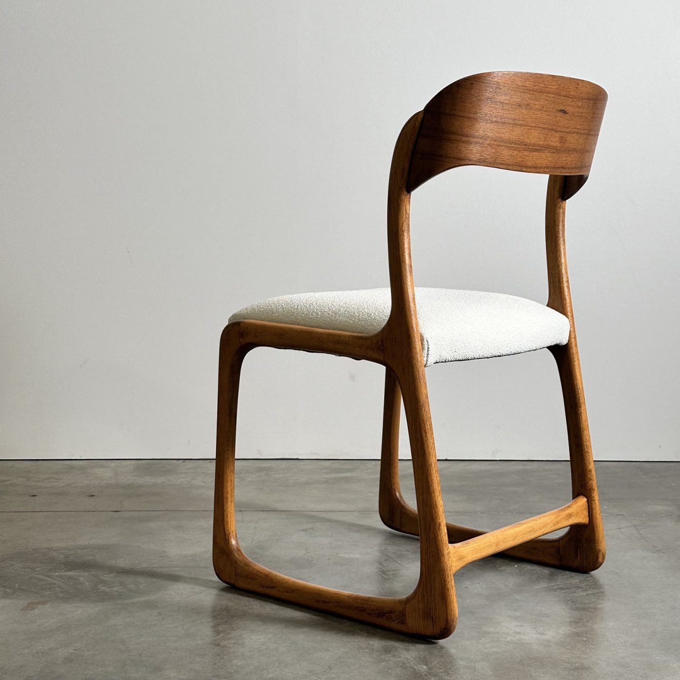 objet-vagabond-baumann-chairs0003