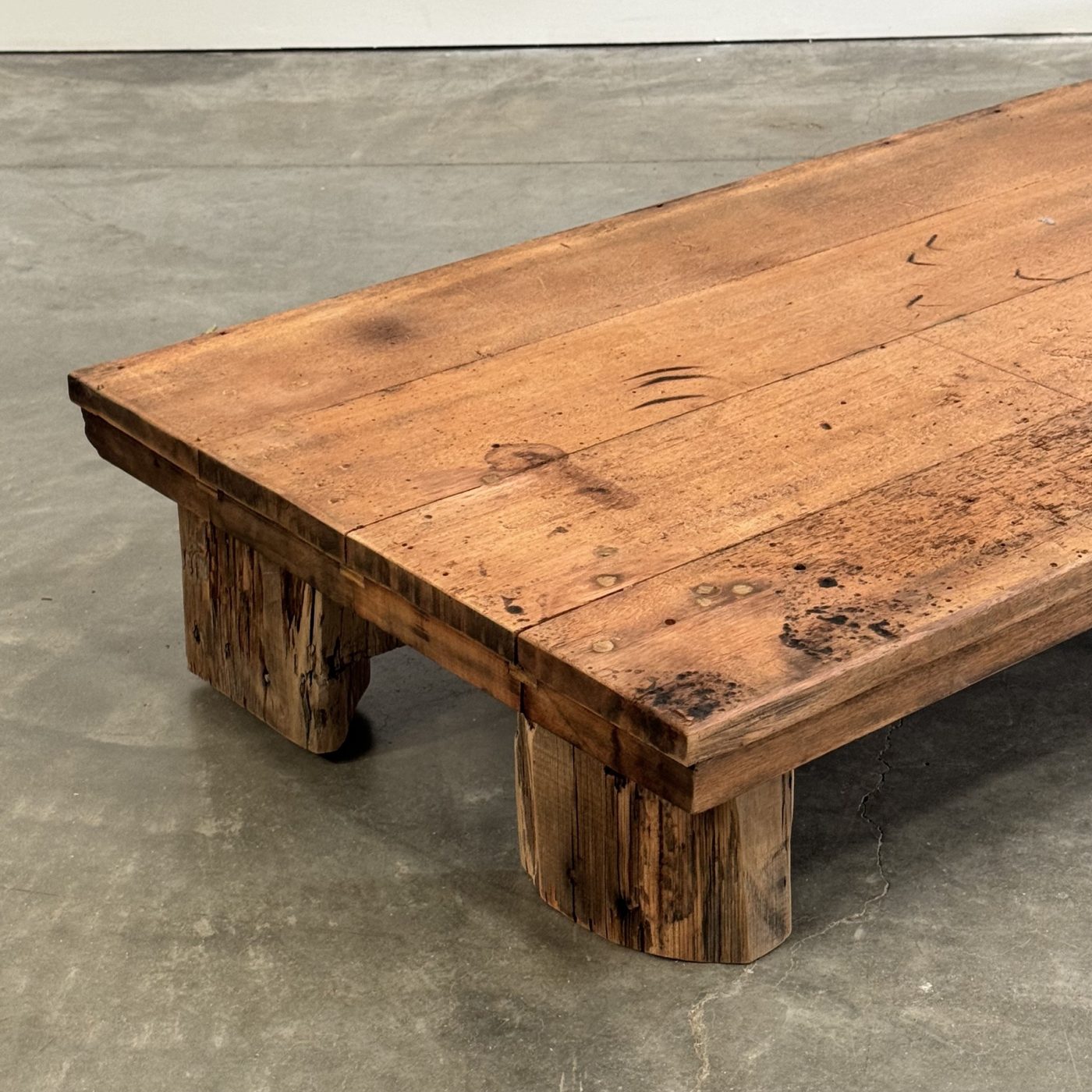 objet-vagabond-coffeetable0003