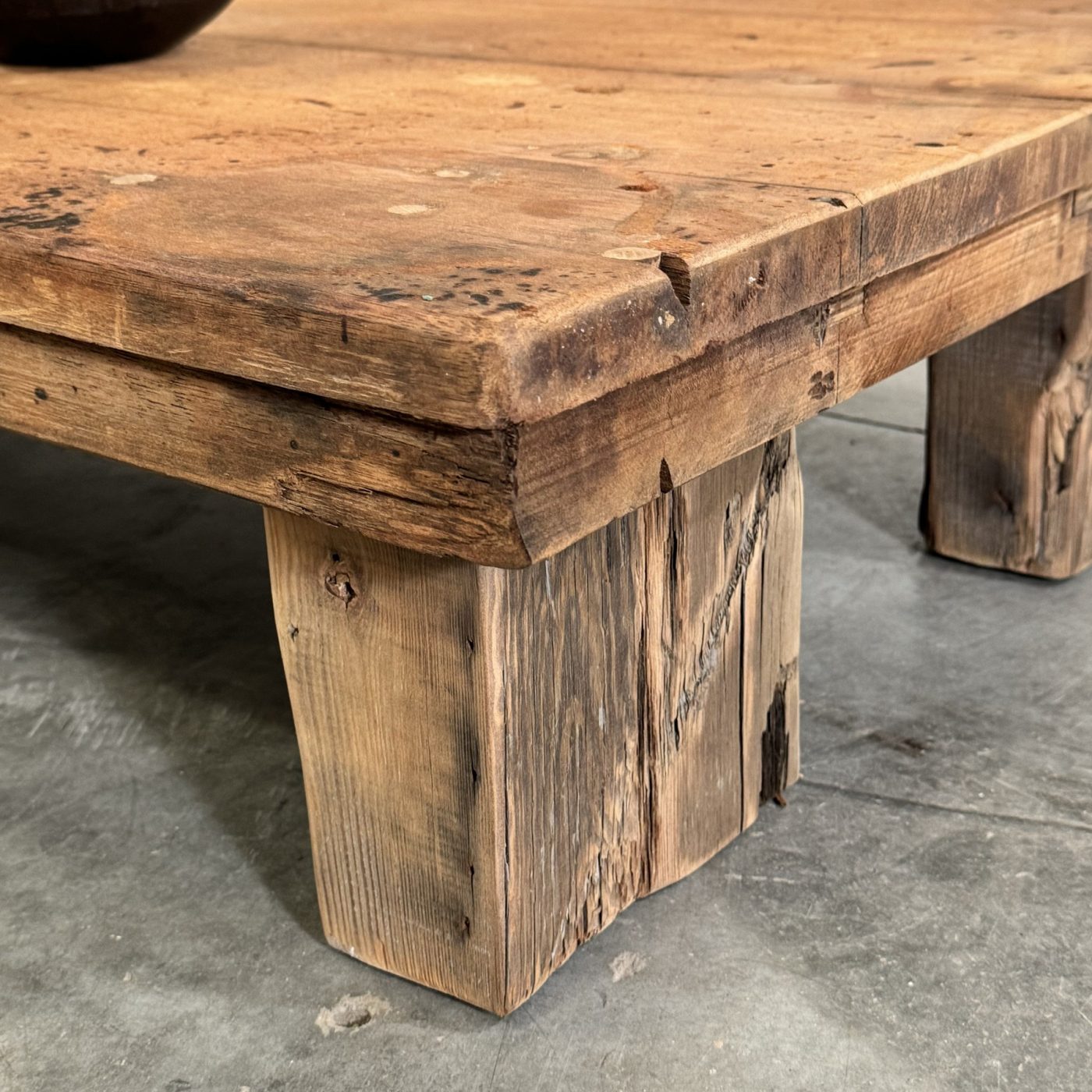 objet-vagabond-coffeetable0006