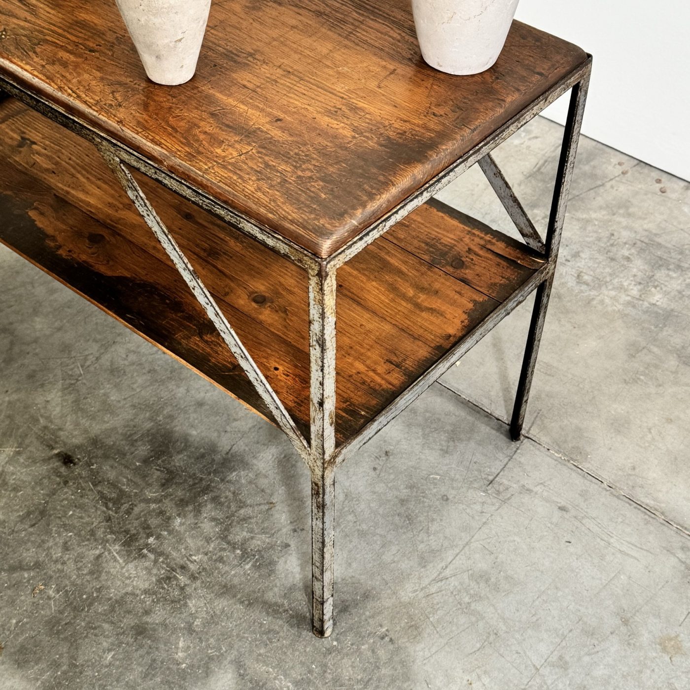 objet-vagabond-industrial-sidetables0001