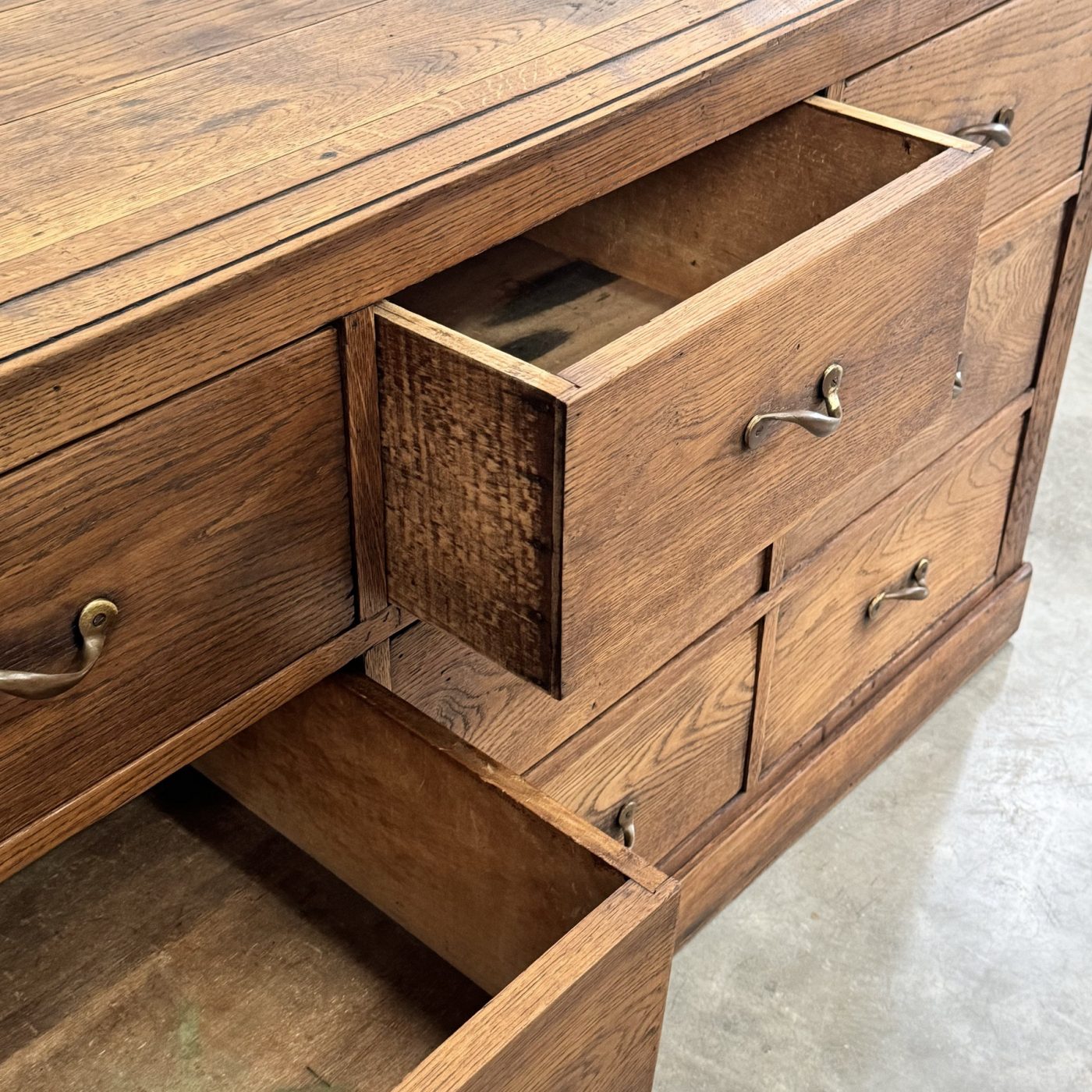 objet-vagabond-oak-chest0000