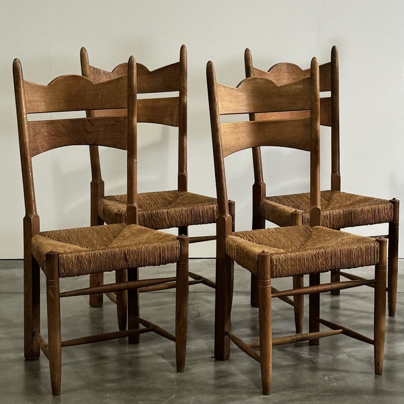 objet-vagabond-rustic-chairs0009