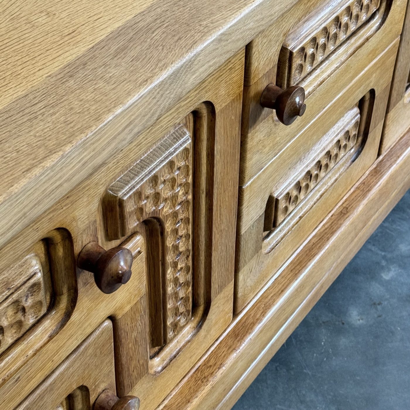 objet-vagabond-guillerme-sideboard0016