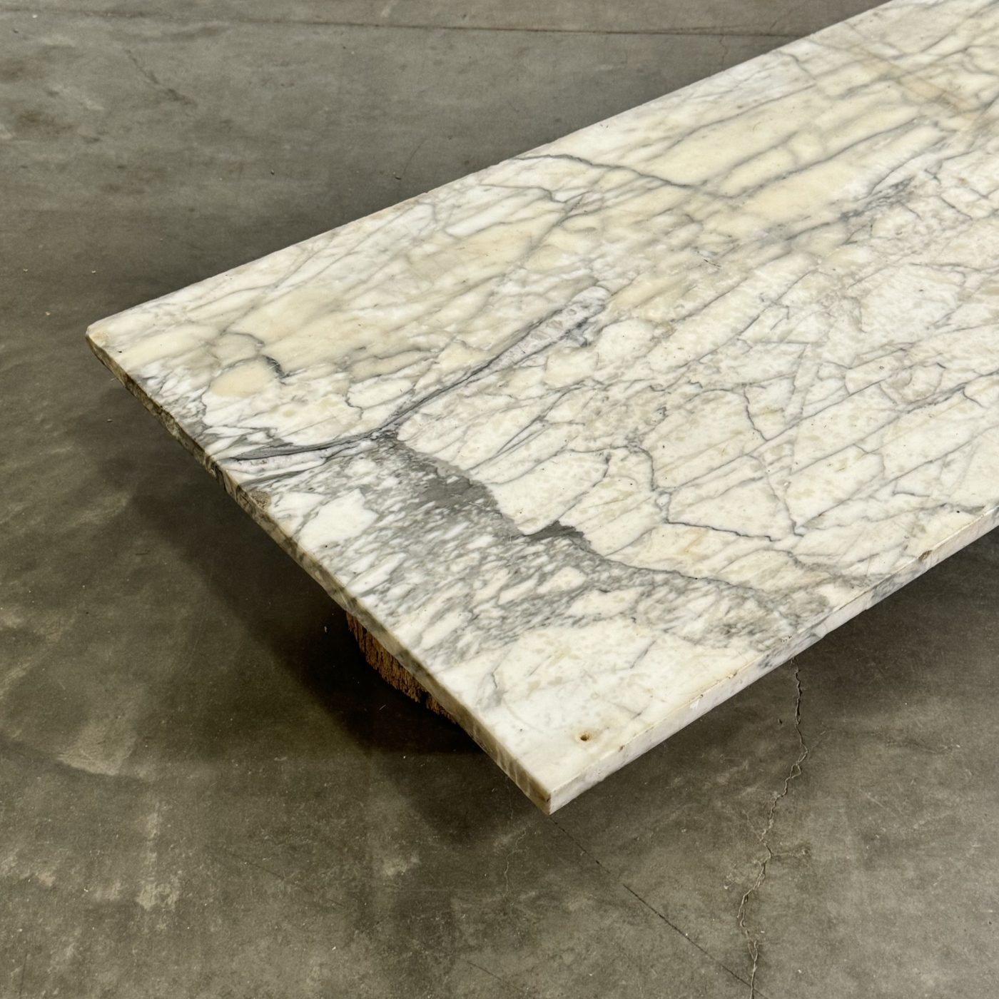 objet-vagabond-marble-coffeetable0002