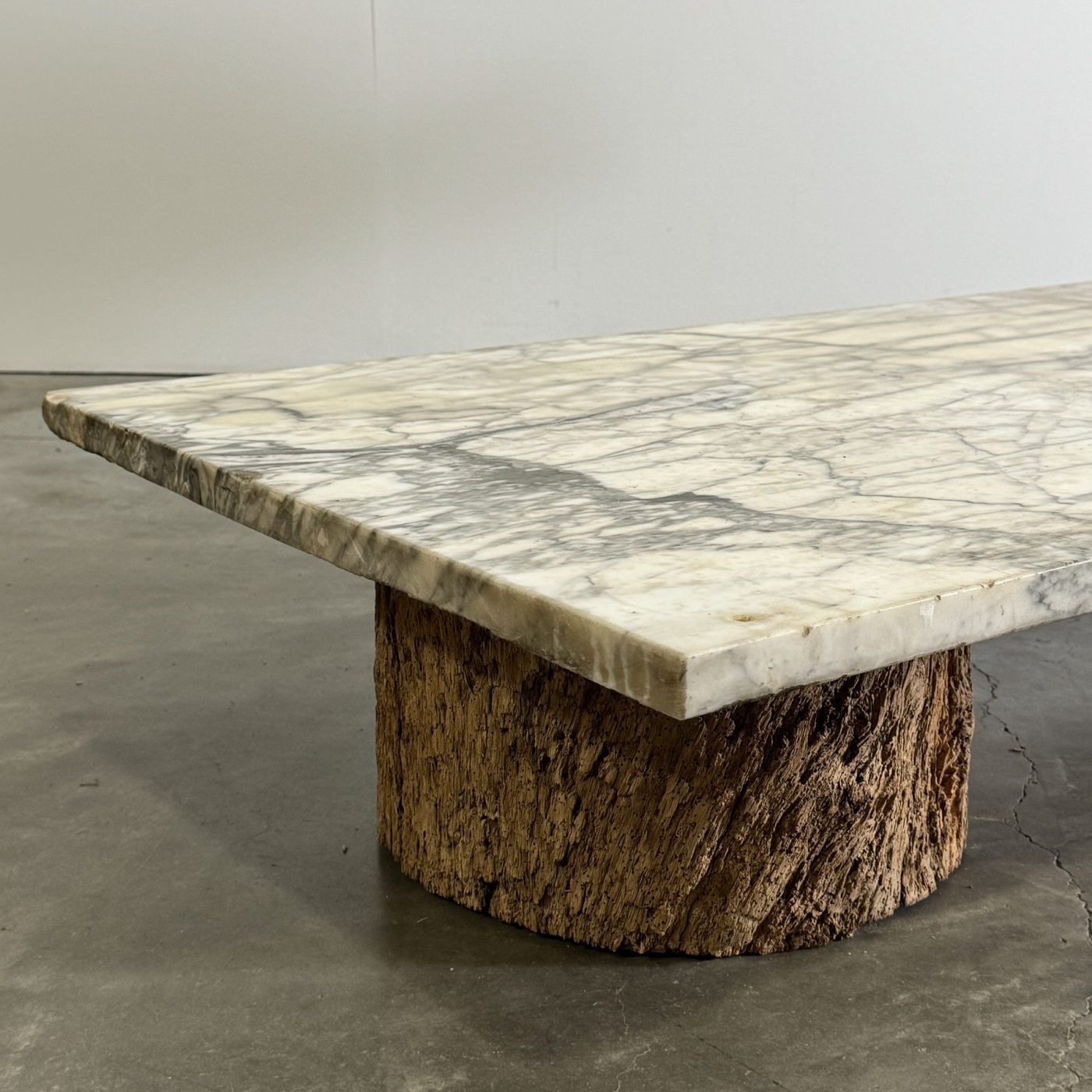 objet-vagabond-marble-coffeetable0007