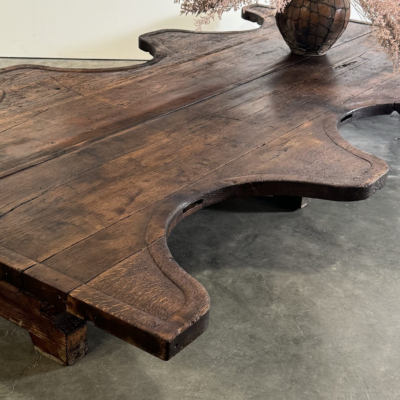 objet-vagabond-primitive-coffeetable0005