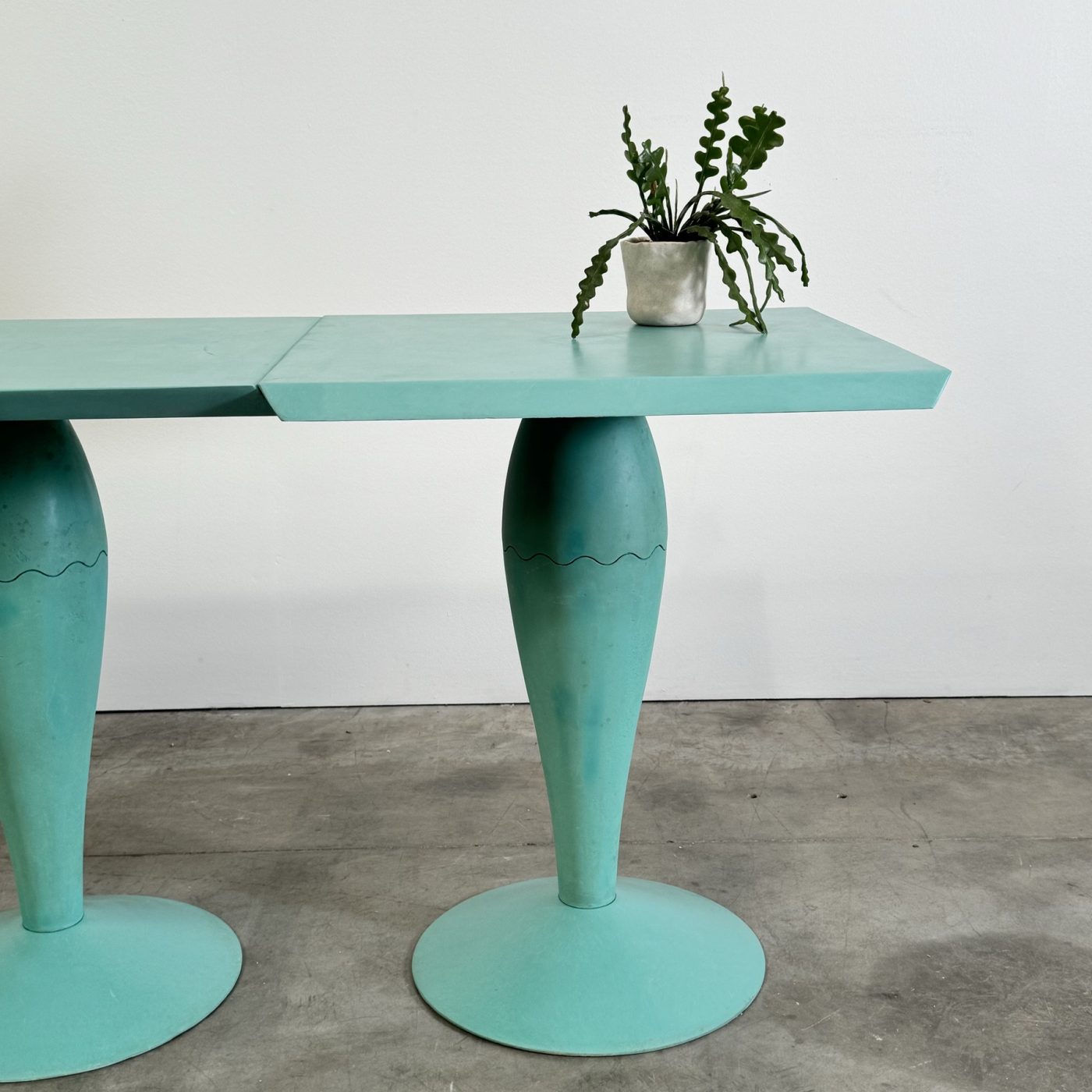 objet-vagabond-stark-table0002