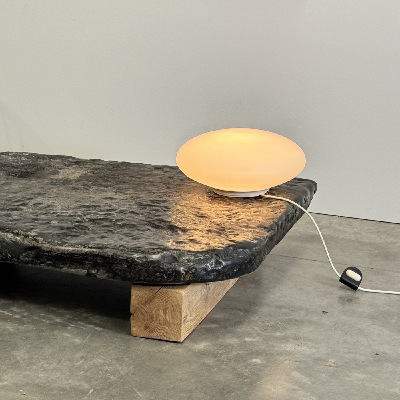 objet-vagabond-stone-coffeetable30009