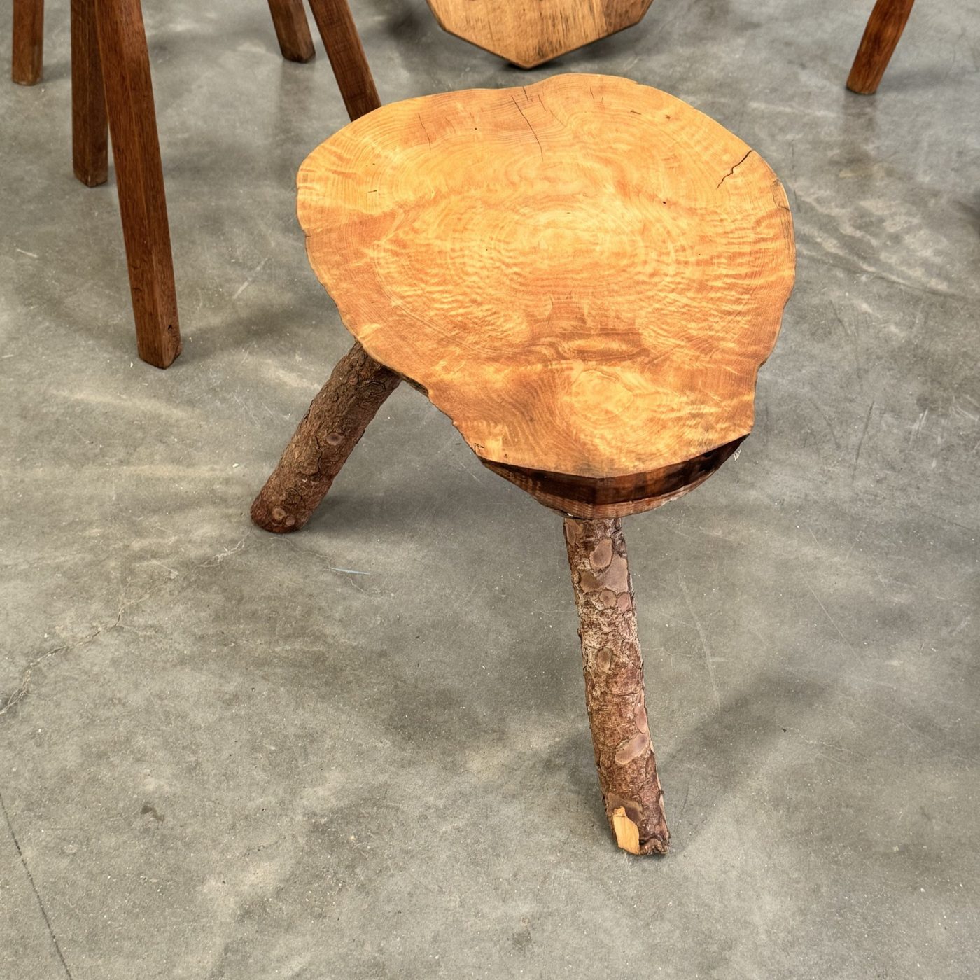 objet-vagabond-stools-collection0010