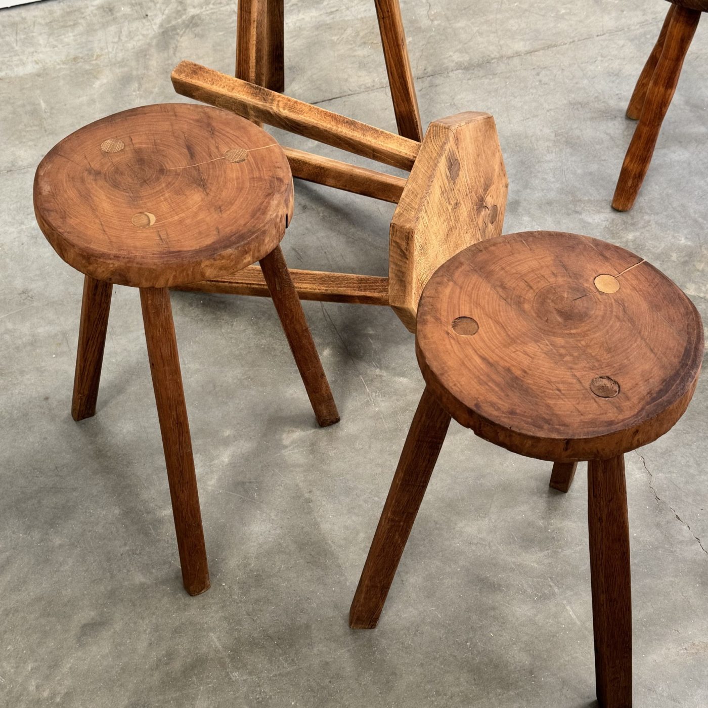 objet-vagabond-stools-collection0011